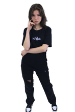 Lade das Bild in den Galerie-Viewer, 'ESSENTIAL' T-SHIRT BLACK