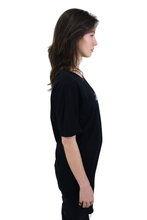 Lade das Bild in den Galerie-Viewer, 'ESSENTIAL' T-SHIRT BLACK