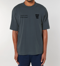 Lade das Bild in den Galerie-Viewer, &#39;BROKEN HEART CLUB&#39; STATEMENT T-SHIRT
