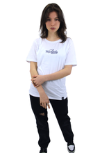 Lade das Bild in den Galerie-Viewer, &#39;ESSENTIAL&#39; T-SHIRT WHITE
